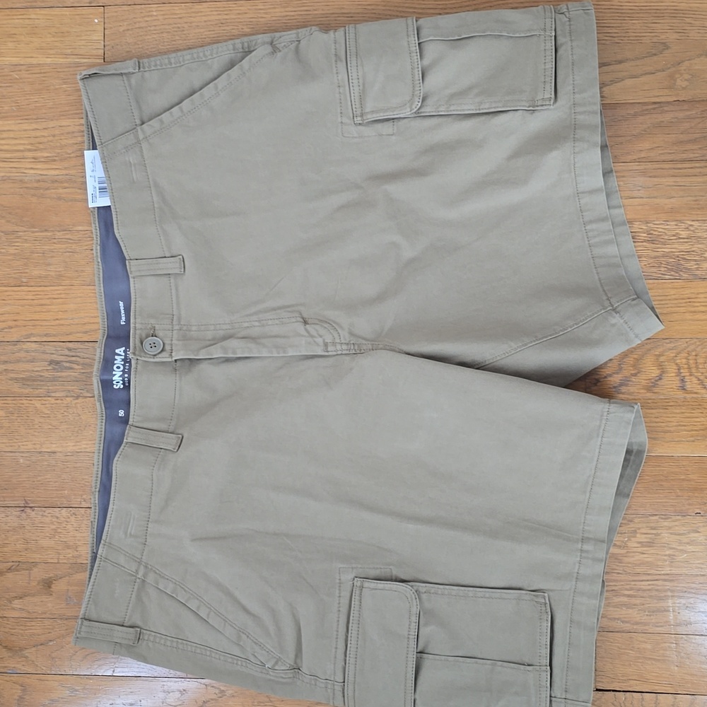 SOMOMA BRAND MEN'S BIG AND TALL KAKHI CARGO SHORTS SIZE 50